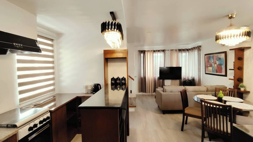 House, 3 Bedrooms, Accessible, Smoking | Dining room