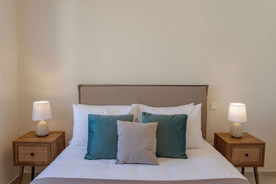 Luxury Apartment, Pool View | In-room safe, blackout drapes, iron/ironing board, free WiFi