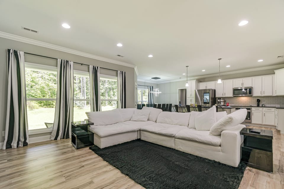 House (3 Bedrooms) | Front of property