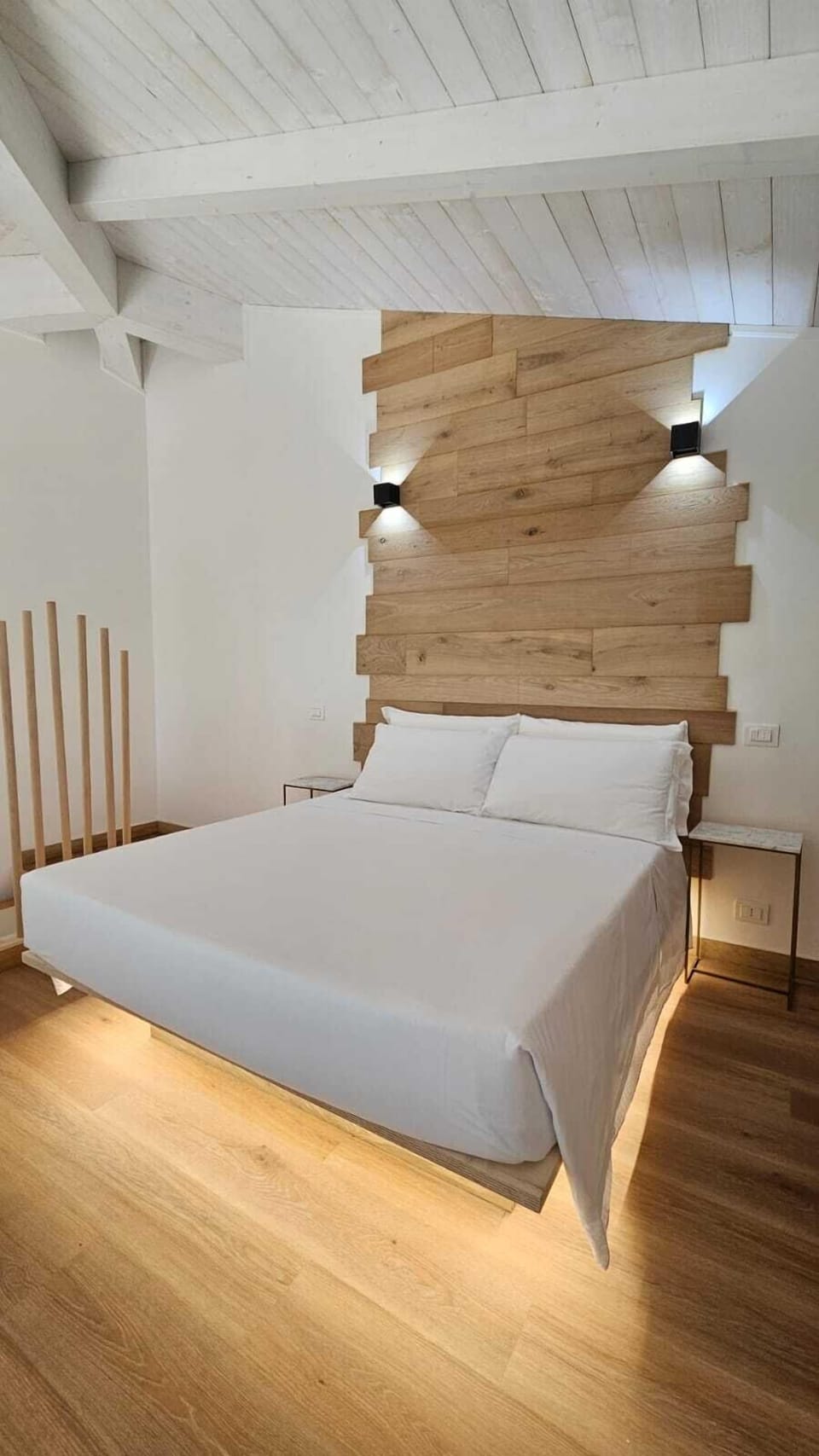 Luxury Suite, Sea View | In-room safe, soundproofing, iron/ironing board (on request)