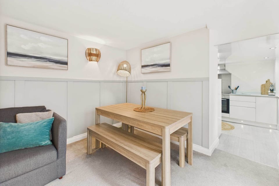 Surf Jewel, Saltburn-by-the-Sea - Host & Stay