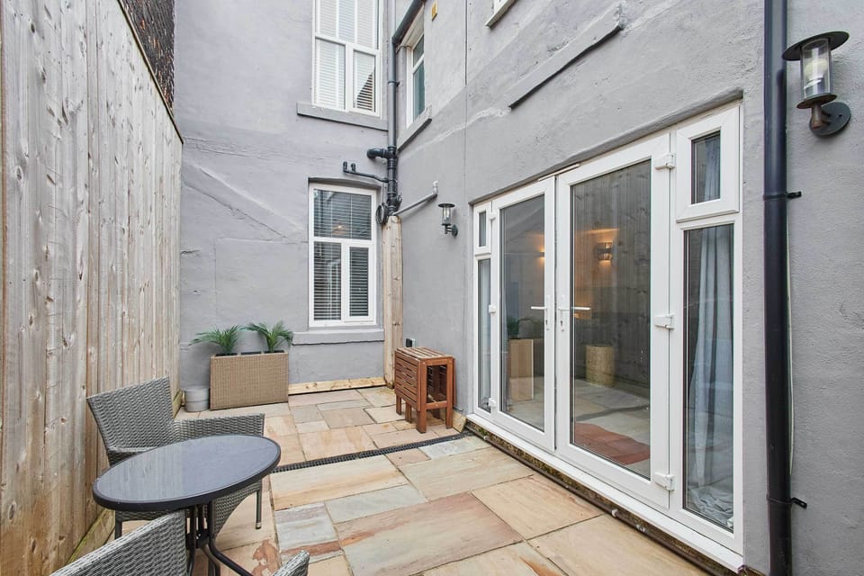 Surf Jewel, Saltburn-by-the-Sea - Host & Stay