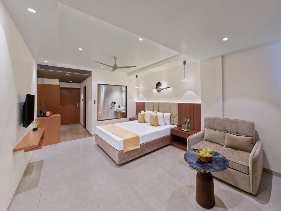 Magnolia Room | Desk, WiFi (free), bed sheets