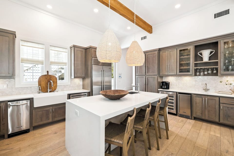 Ample Counterspace + Bar Seating for 4