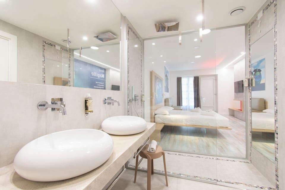 Superior Room | Bathroom | Bidet
