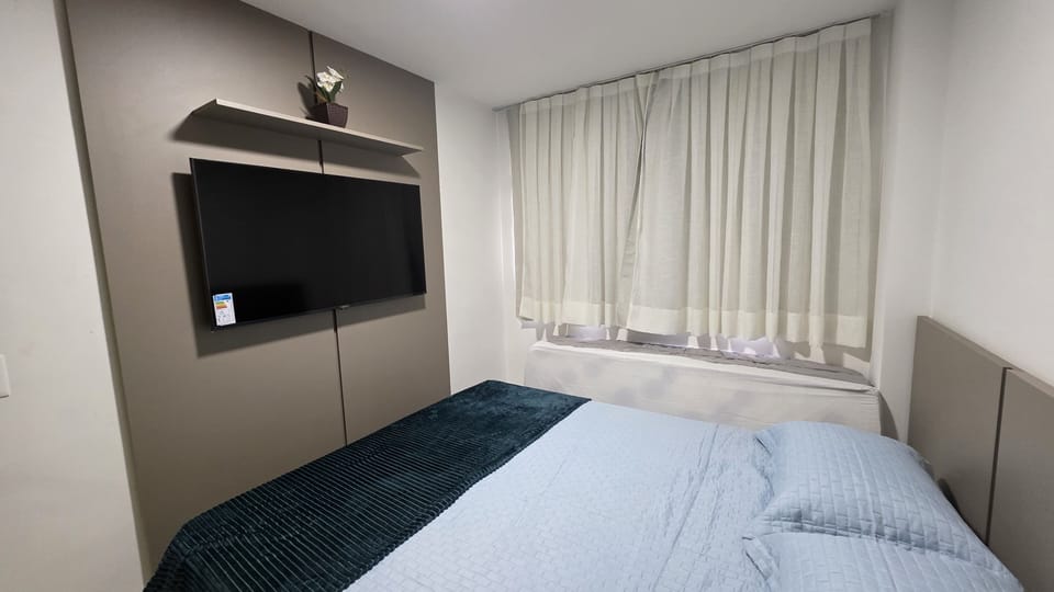 Comfort Apartment, Beach View | Laptop workspace, free WiFi