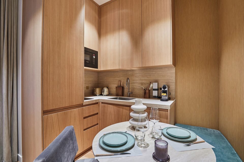 Apartment | Dining
