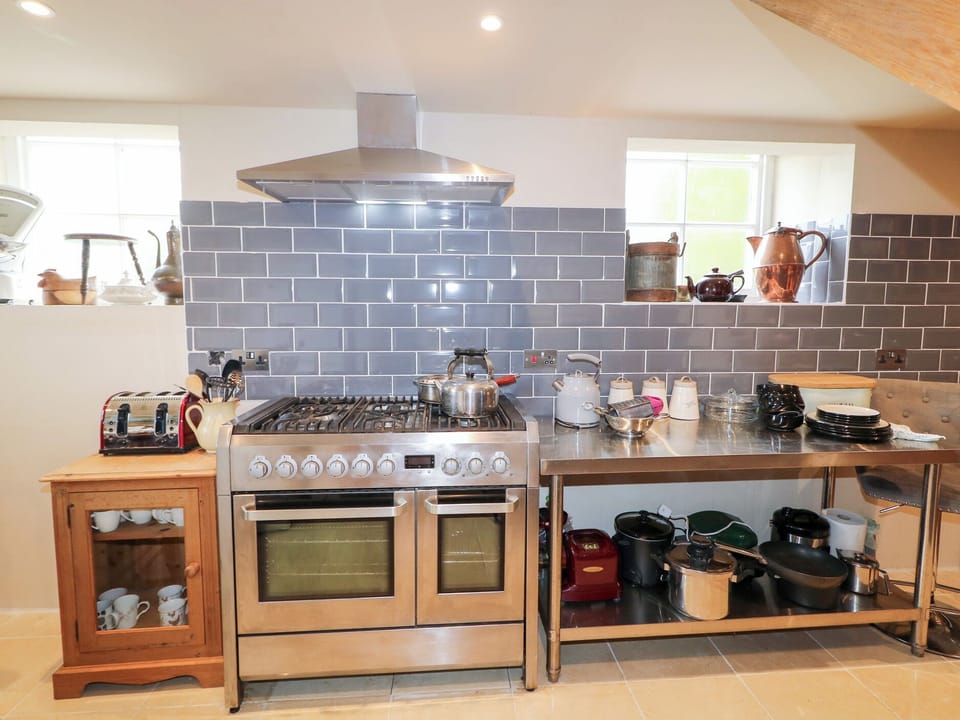 Cottage | Private kitchen | Cookware/dishes/utensils