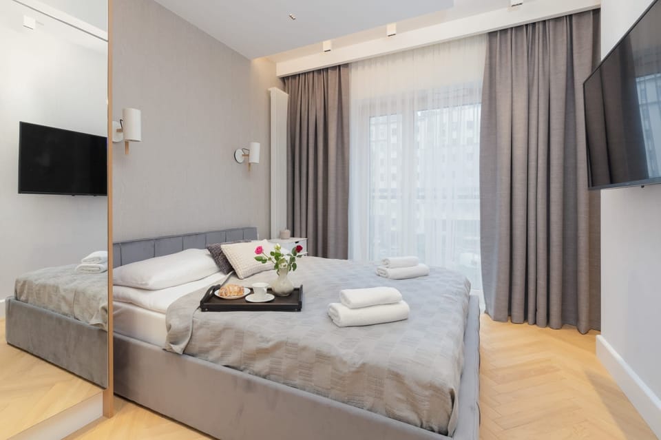 The living area's tasteful design ensures a comfortable stay. 