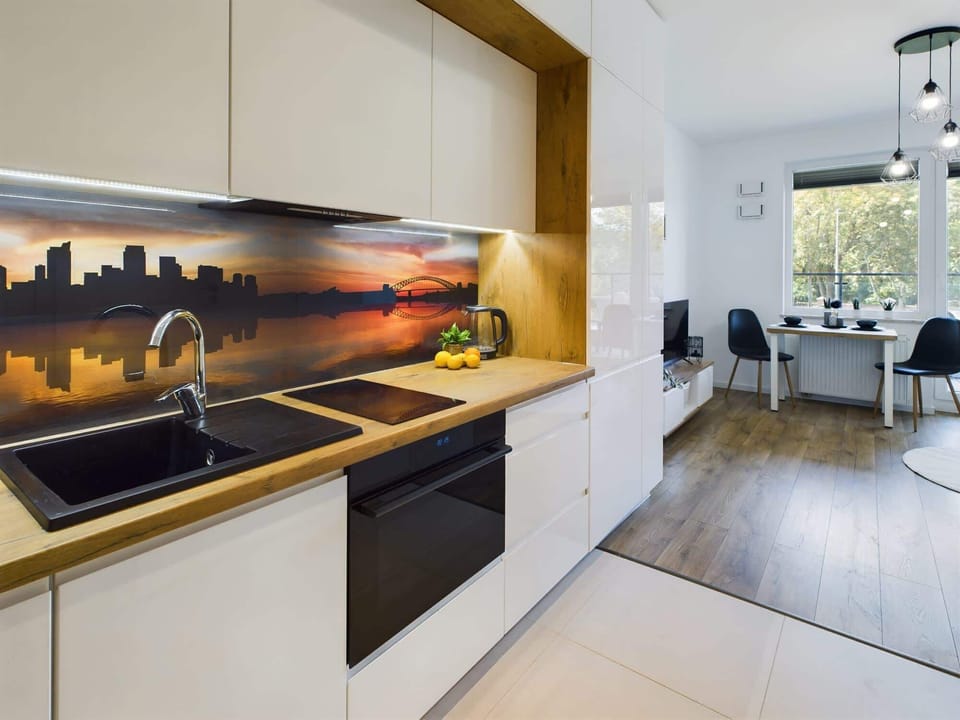 Kitchenette with oven.