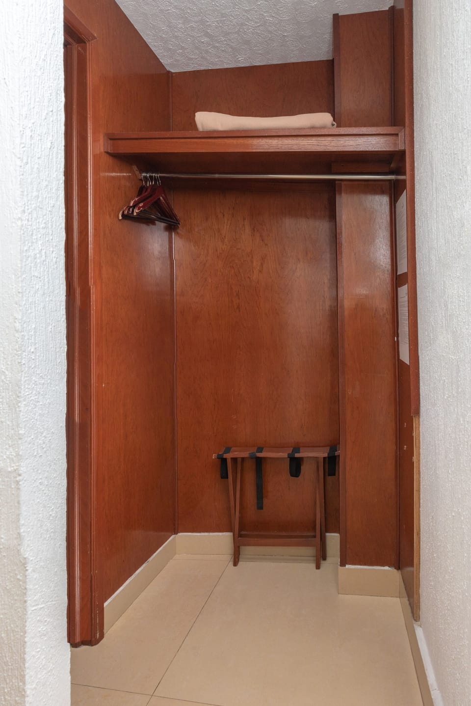 Standard Room, 1 Double Bed | Desk, WiFi, bed sheets