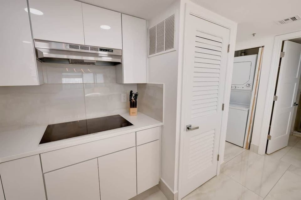 Large Kitchen Area