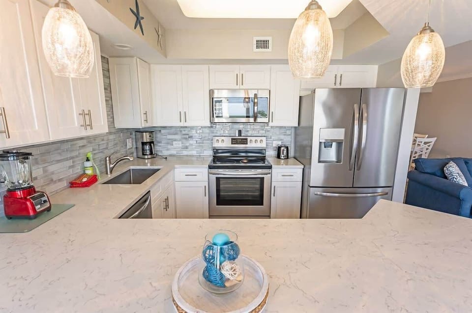 Large Kitchen Area