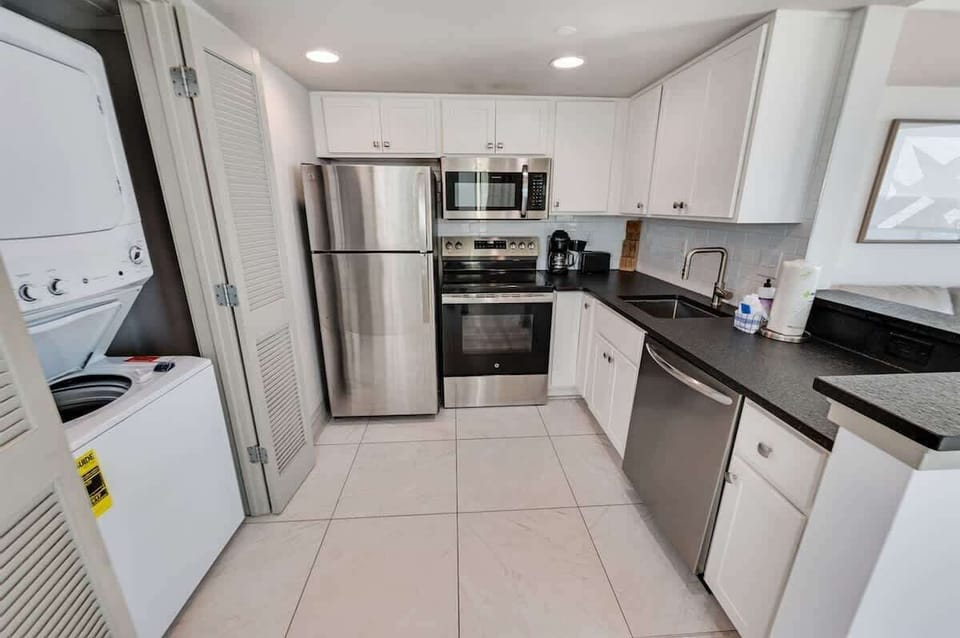 Large Kitchen Area