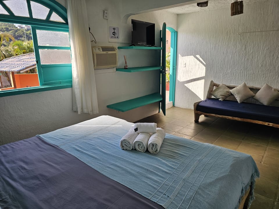 Superior Double Room | Minibar, free WiFi