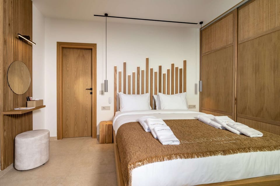 Bedroom
Bathroom