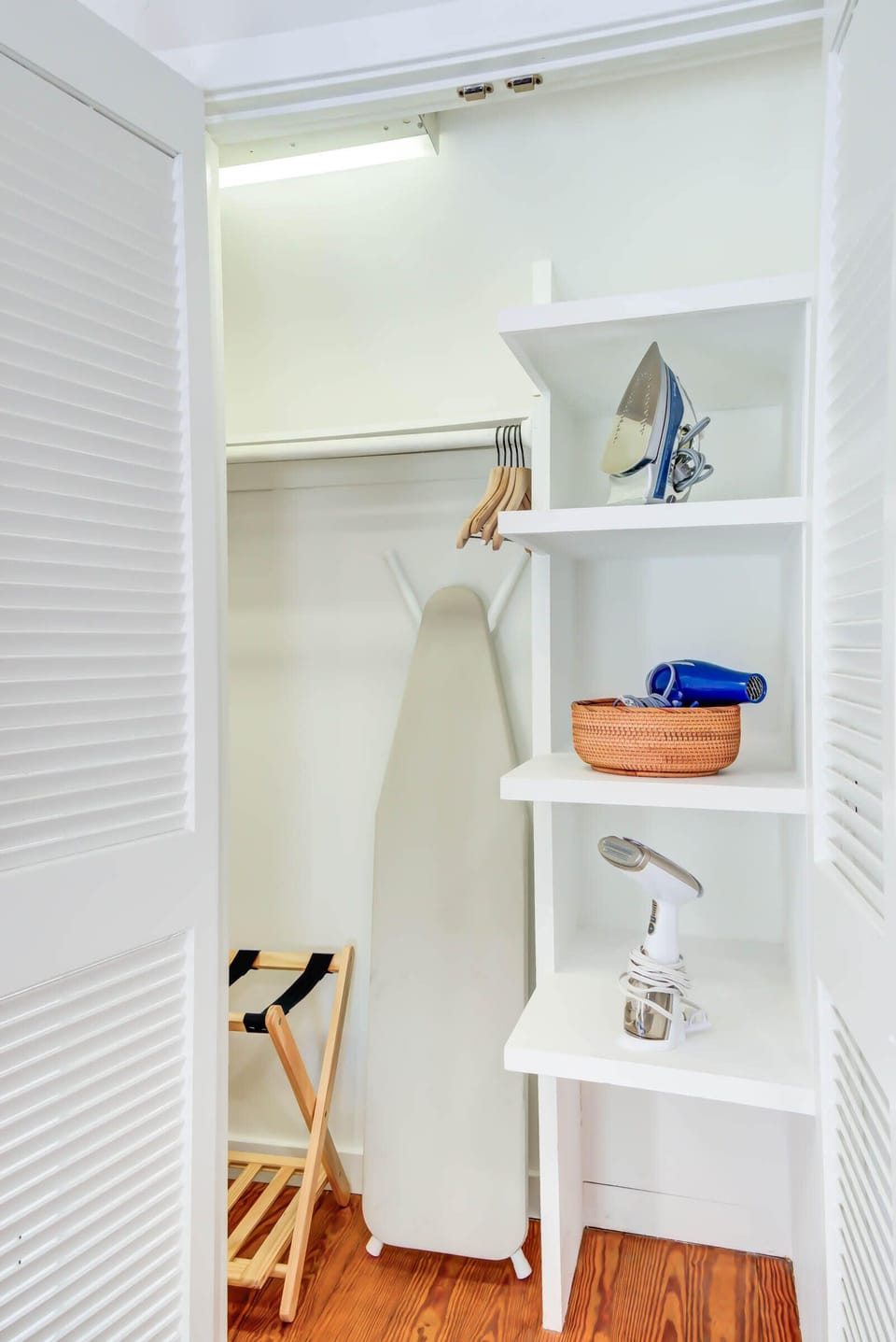 Look sharp before heading out—iron, steamer, and more at your service. Travel light, get ready with ease, and step out in style! 