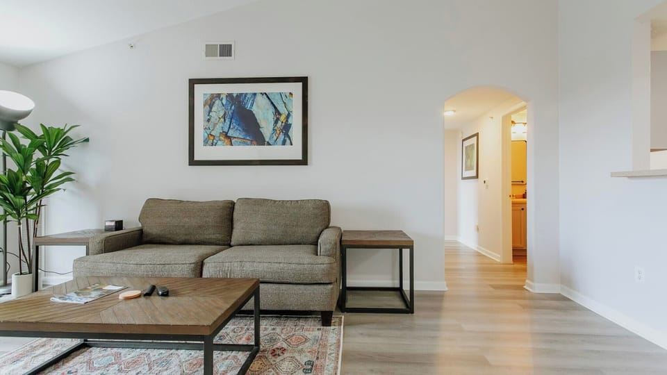 Welcome to Dove Valley Den! 