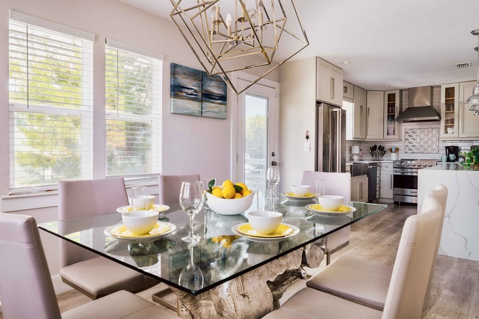 Elegant Dining Room in the Main House, Seating for 6 + Seating for 4 at the Kitchen Island!