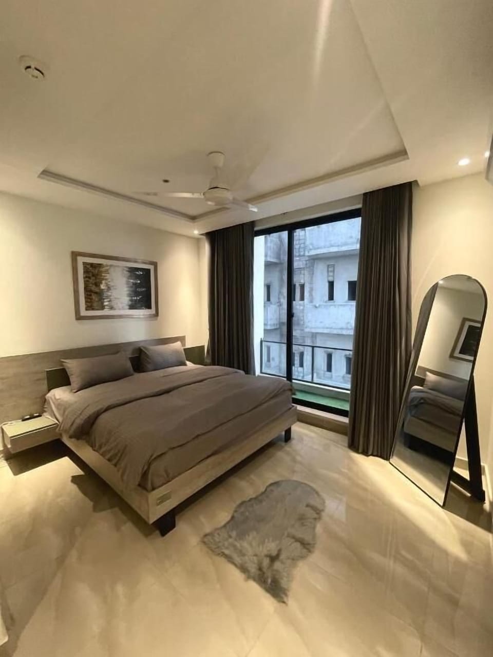Superior Apartment | Desk, laptop workspace, free WiFi