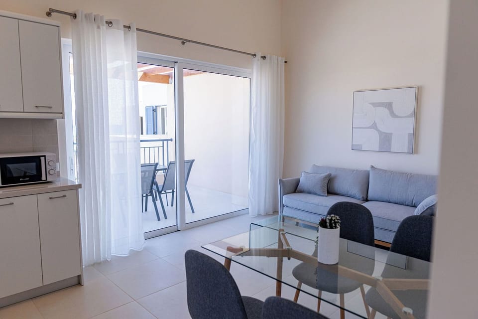 Luxury Apartment, Pool View | In-room safe, blackout drapes, iron/ironing board, free WiFi