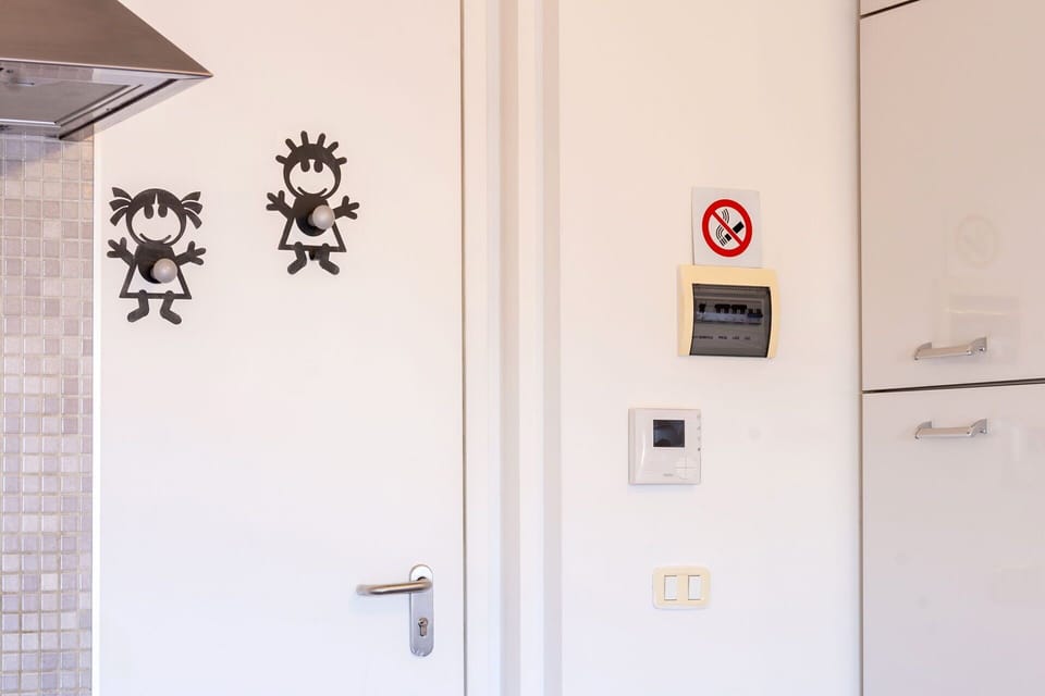 Room Detail
