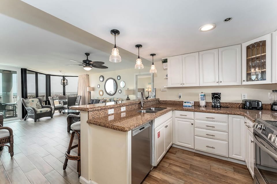Kitchen views that make dish duty a little less tragic.