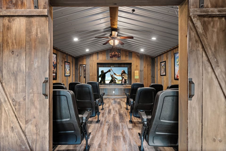 Private theater with real cinema seating & Blu-ray player