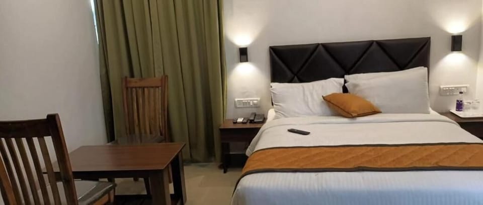 Iron/ironing board, free WiFi, wheelchair access