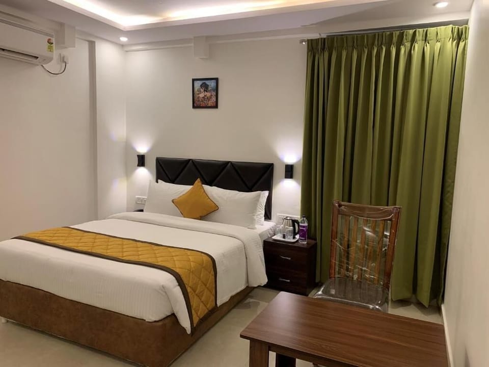 Iron/ironing board, free WiFi, wheelchair access