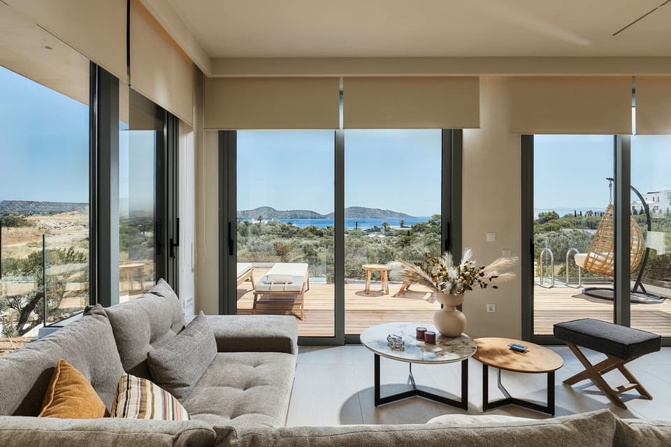 Light-filled interiors embrace minimalist luxury in this welcoming living room