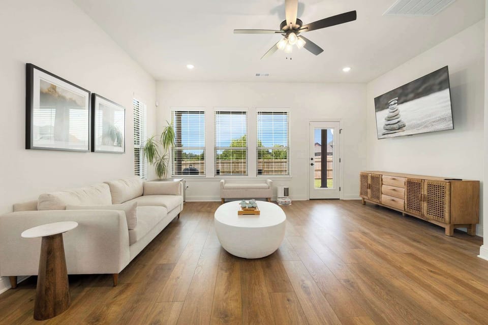 Take it easy at Zen Spot!