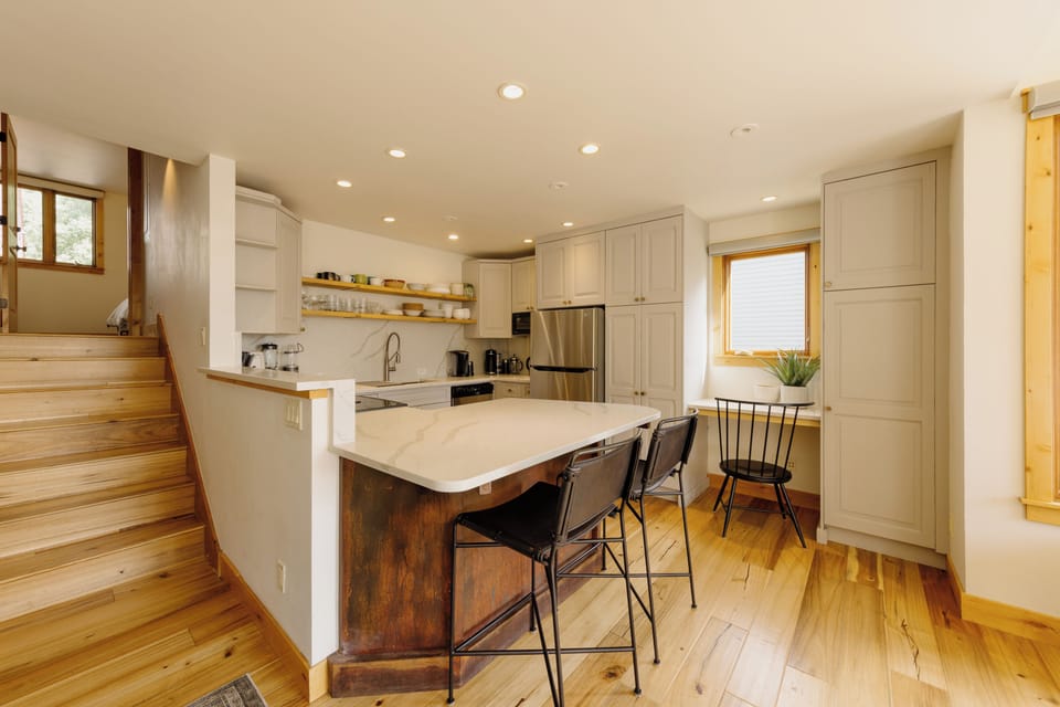 Kitchen - Summer