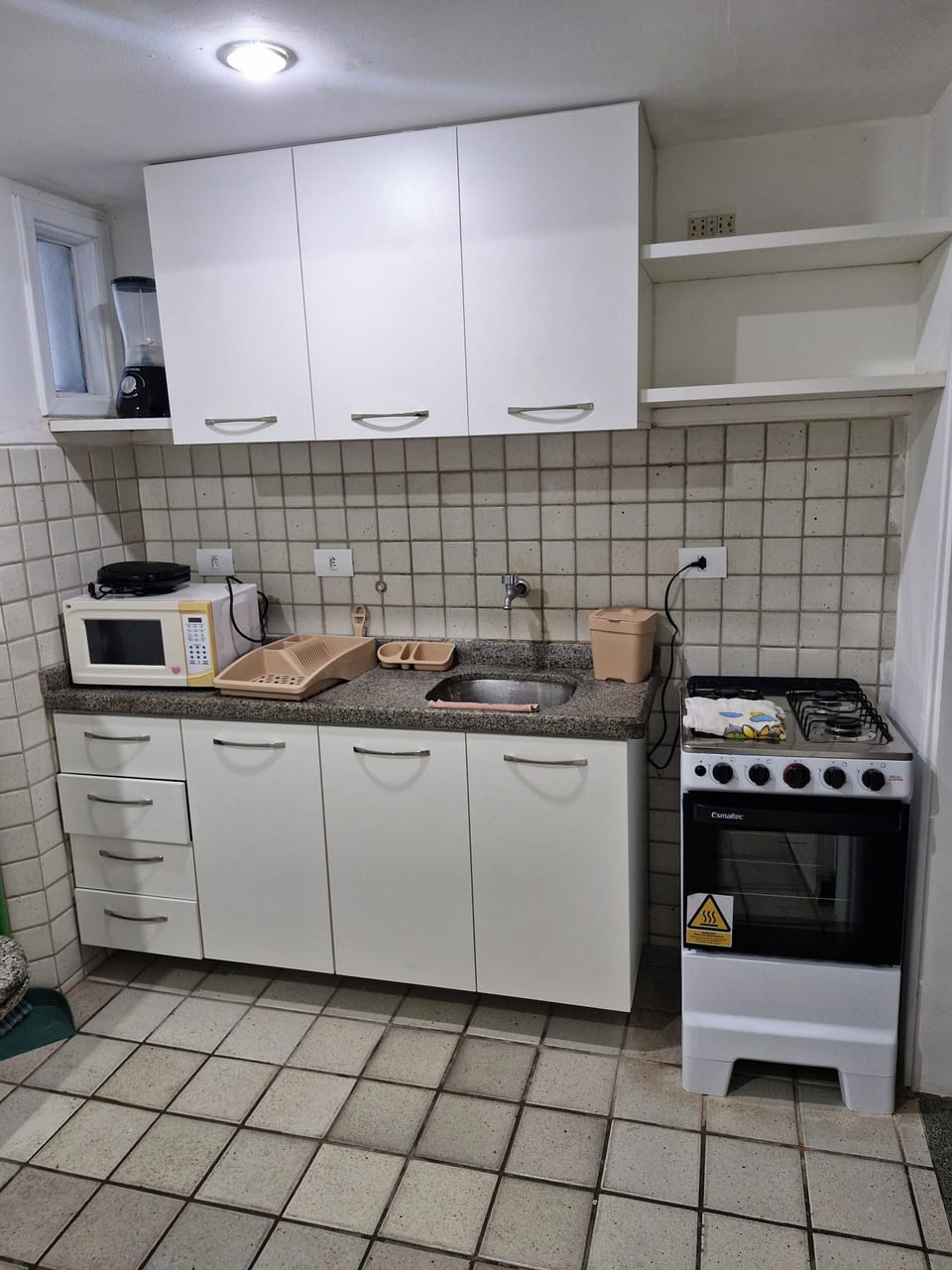 Apartment | Private kitchen | Full-size fridge, microwave, oven, stovetop