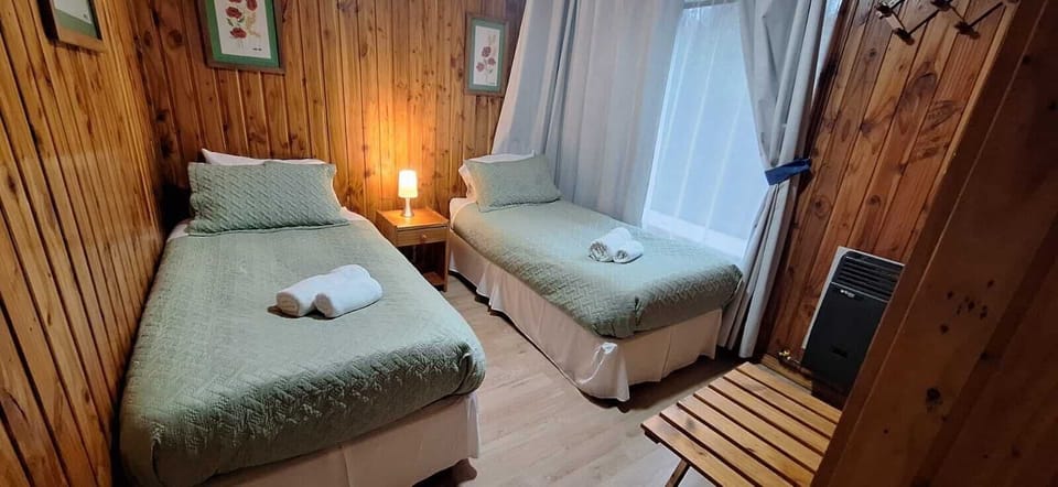 Double or Twin Room, 1 Queen Bed | Free WiFi