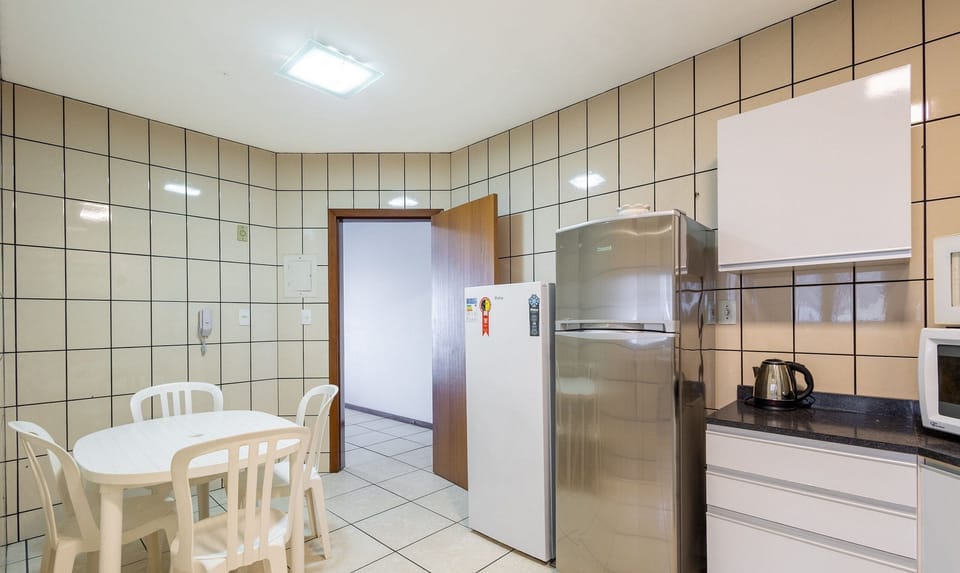 Basic Apartment | Private kitchen | Cookware/dishes/utensils