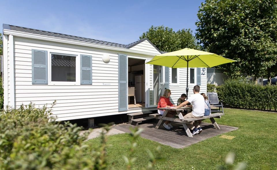 Garden from Vakantiepark Klein Strand - Comfort Chalet 6p