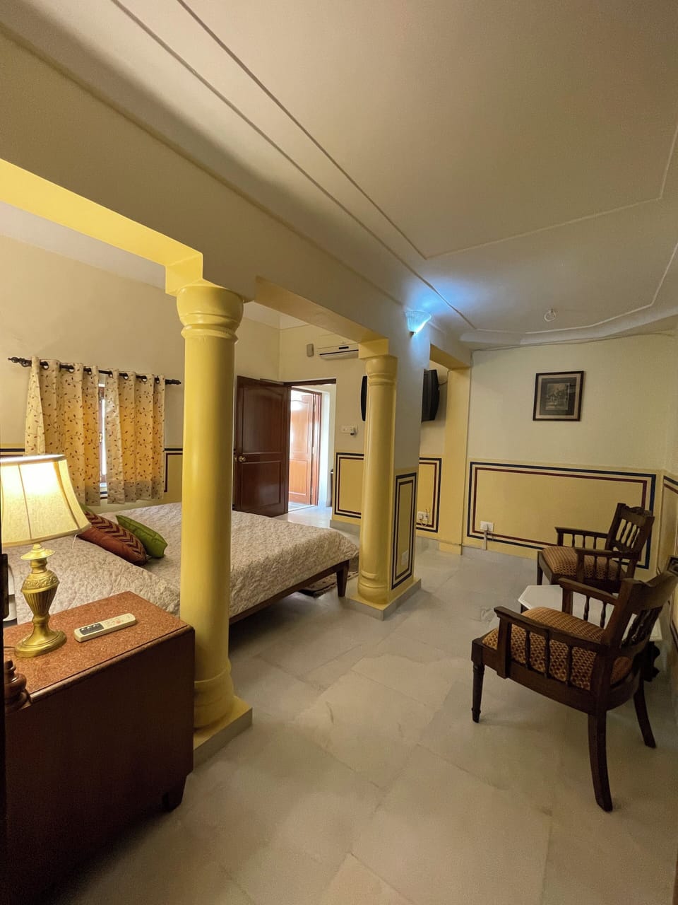 Heritage Room | Iron/ironing board, free WiFi, bed sheets