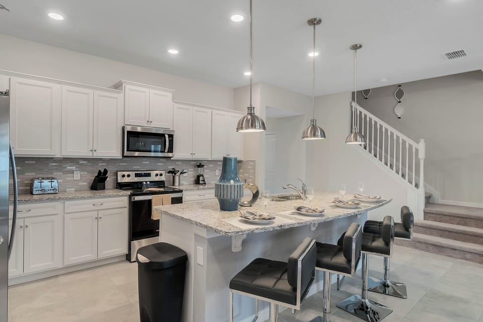 1330 Lava Tree Drive (8).jpg