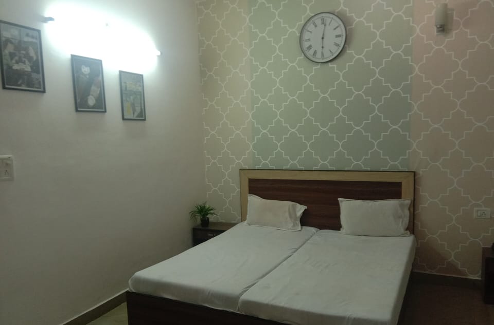 Deluxe Double Room, 1 Double Bed | Desk, rollaway beds, free WiFi