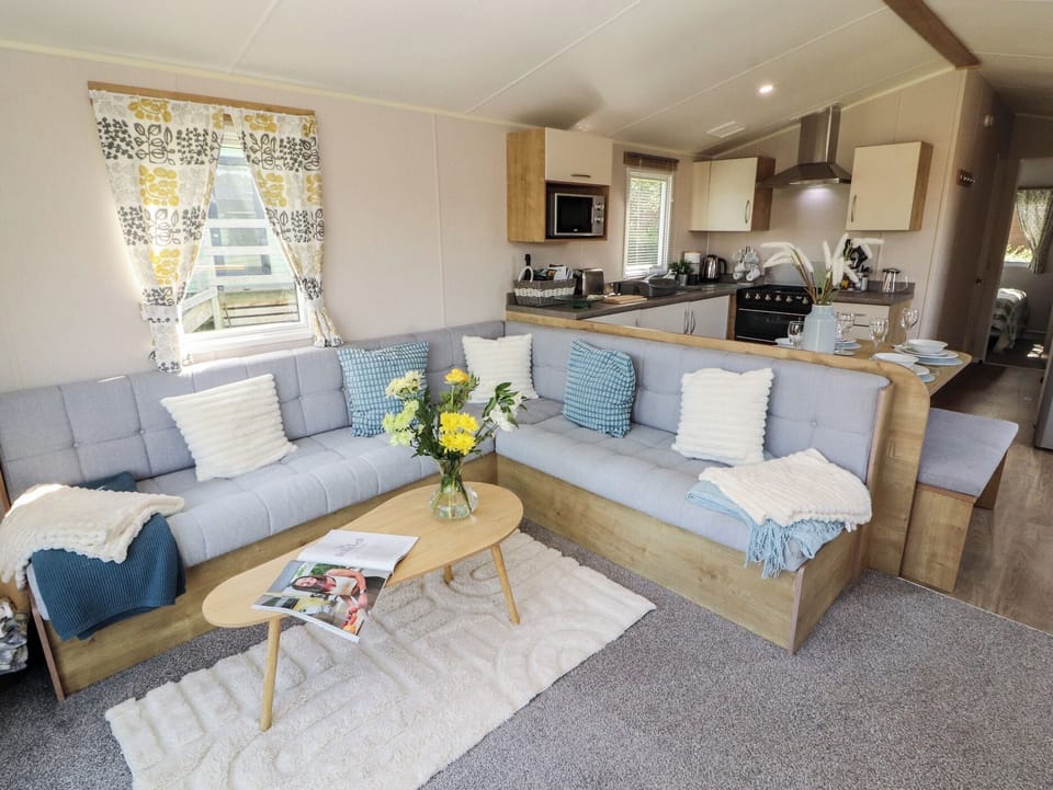 Cottage | Living area