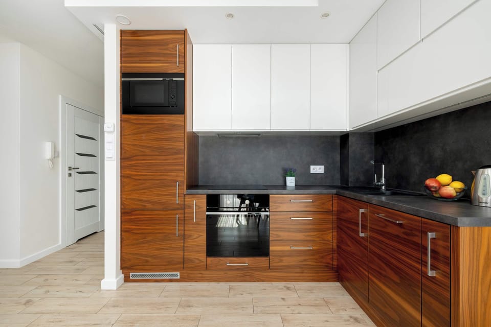 A modern kitchenette equipped with household appliances will allow you to prepare delicious meals. 