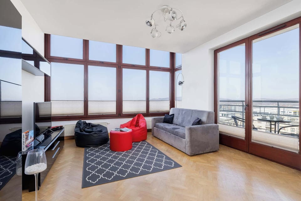 Unwind on the comfortable sofa that can be converted into double bed.
