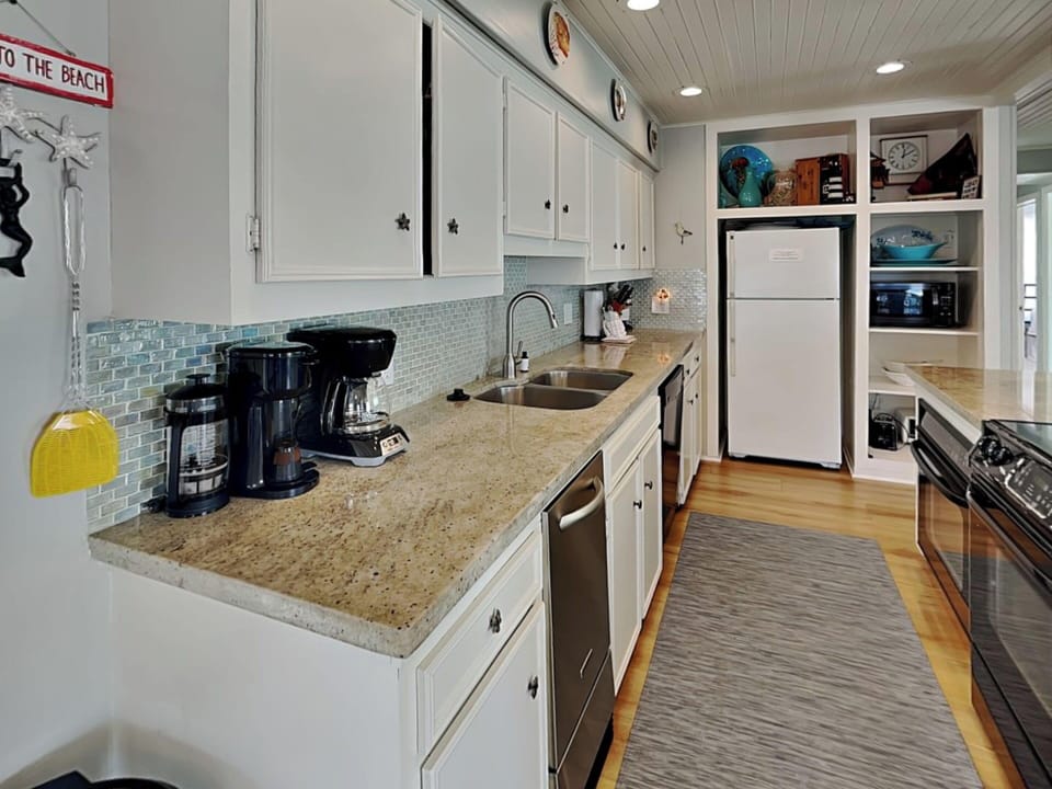 House (3 Bedrooms) | Property amenity