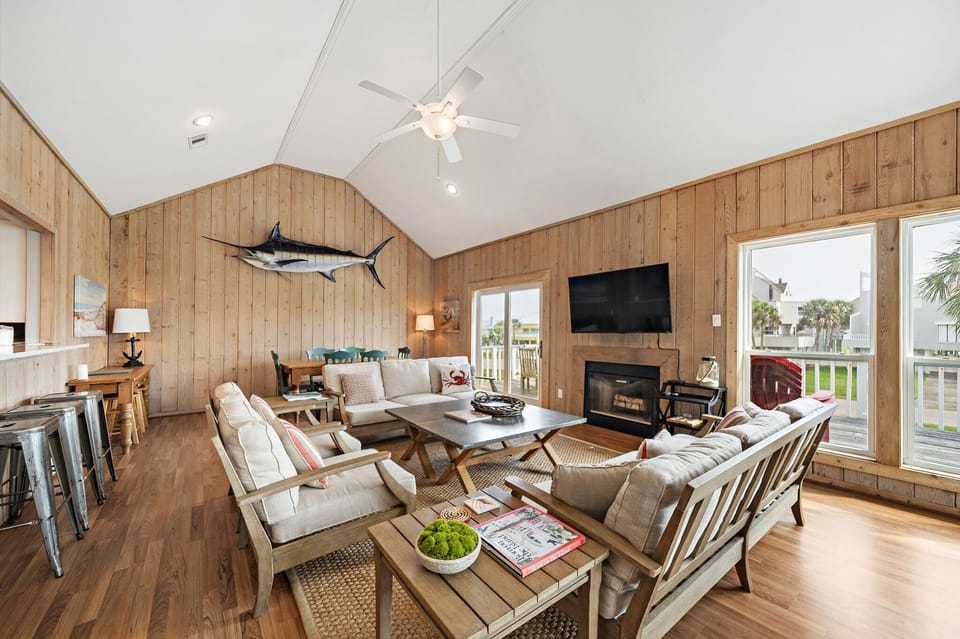 House (3 Bedrooms) | Property amenity