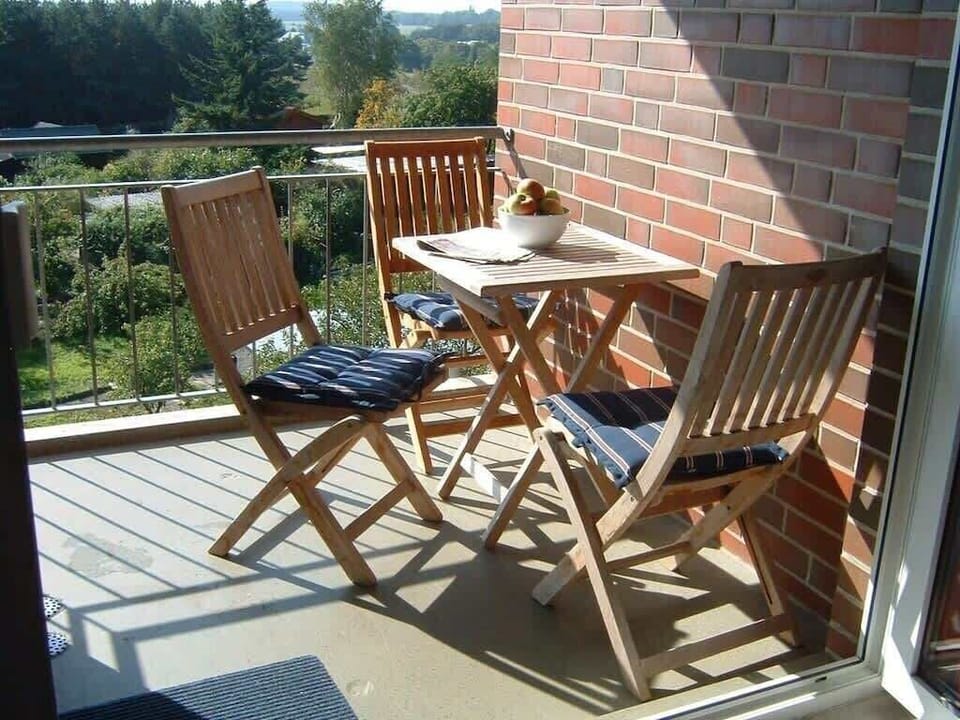 Sonniger Balkon