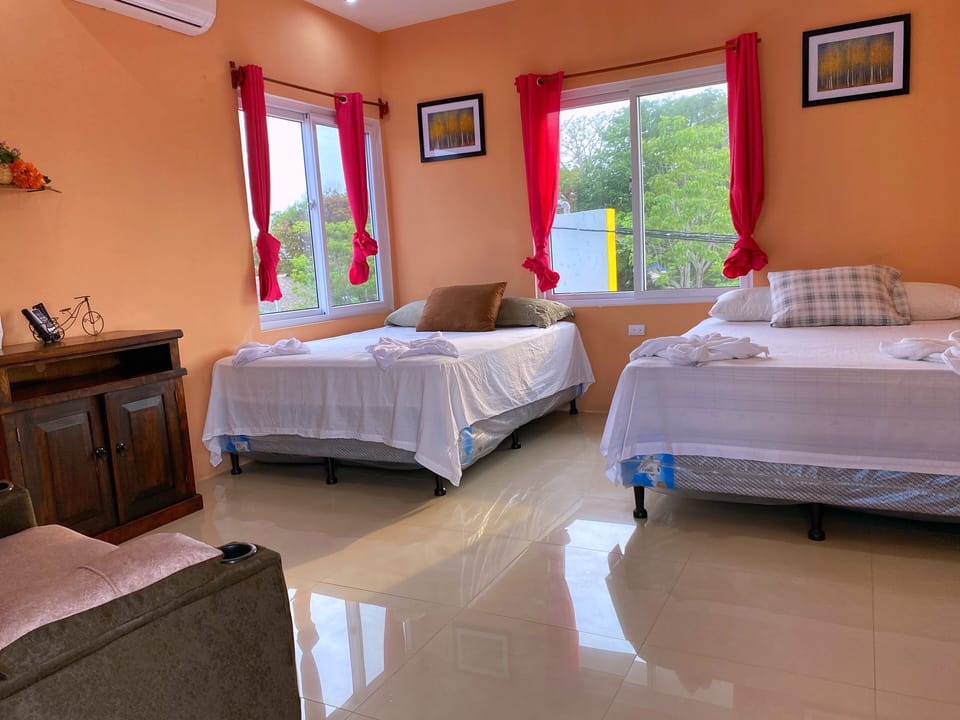 Deluxe Double Room, Patio, Garden View