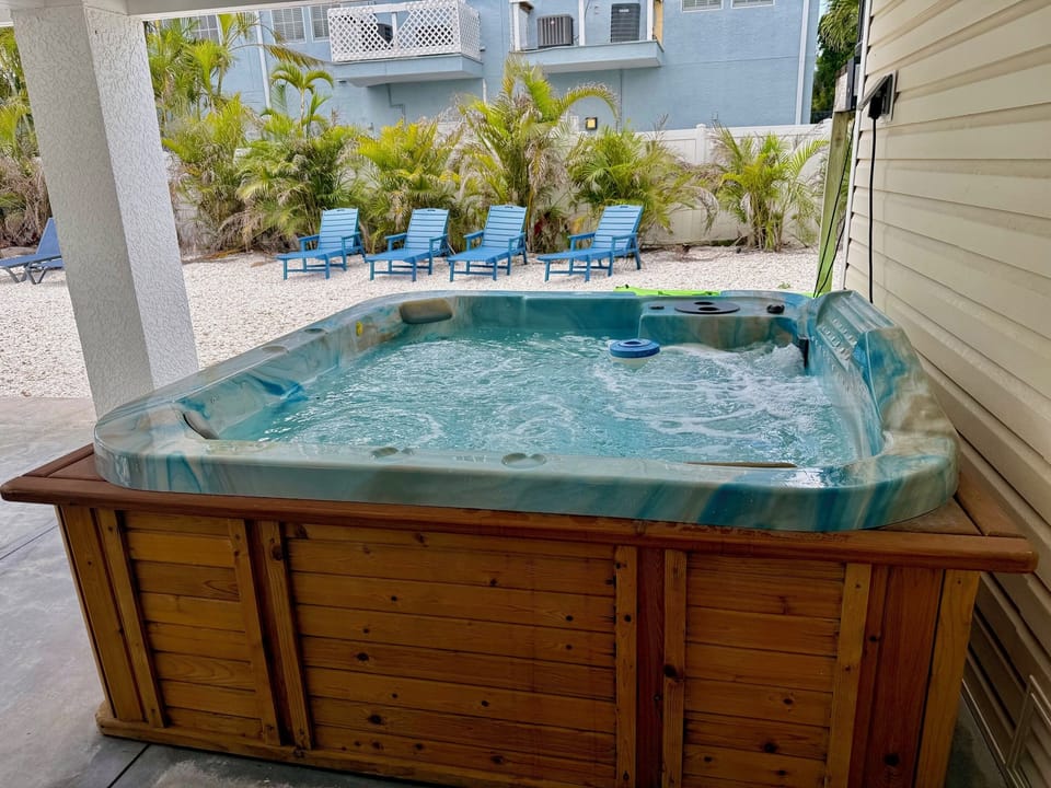 New hot tub was just installed May 2025, this is a shared amenity with the unit next door