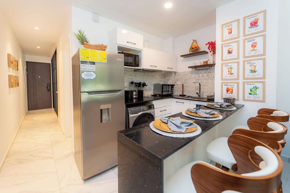 Aqua Vibe · 1BR Swim-Out Suite · Cana Rock Star (2426)
