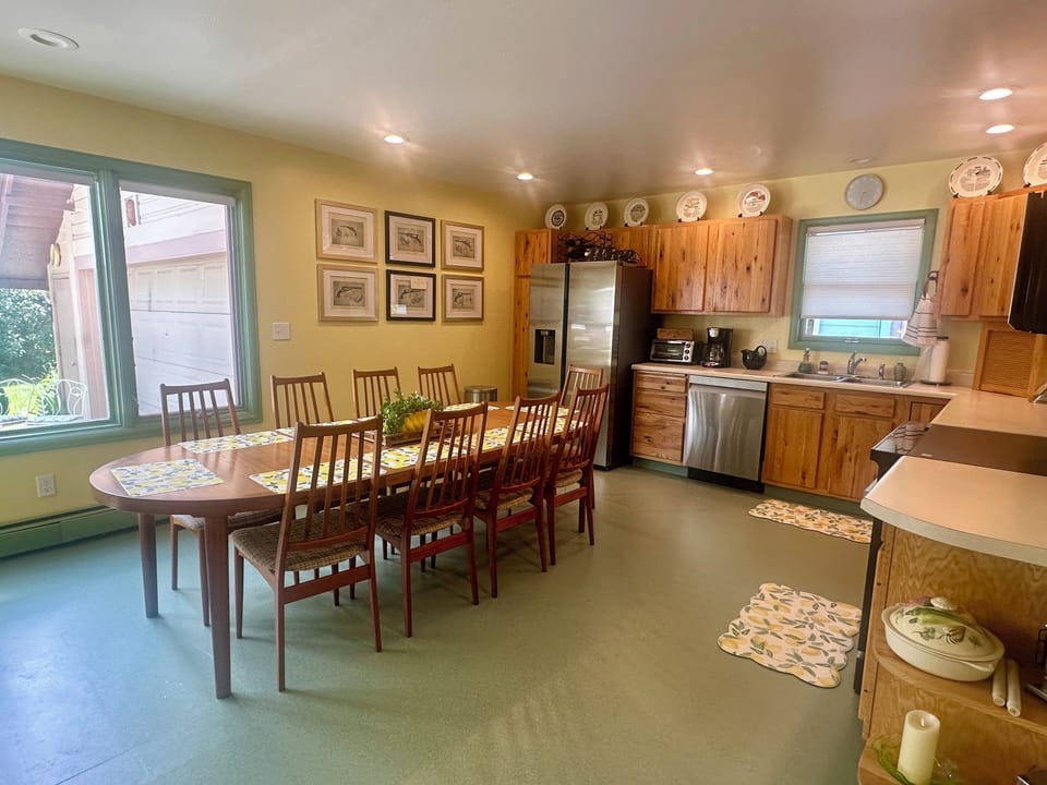 Kitchen and dining room
